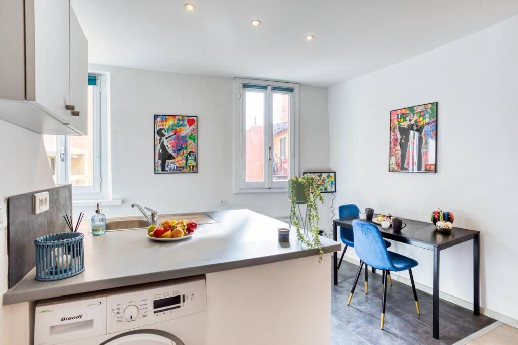 L5 2Mins Walk To The Beach Heart Of Old Town Nice Exterior photo